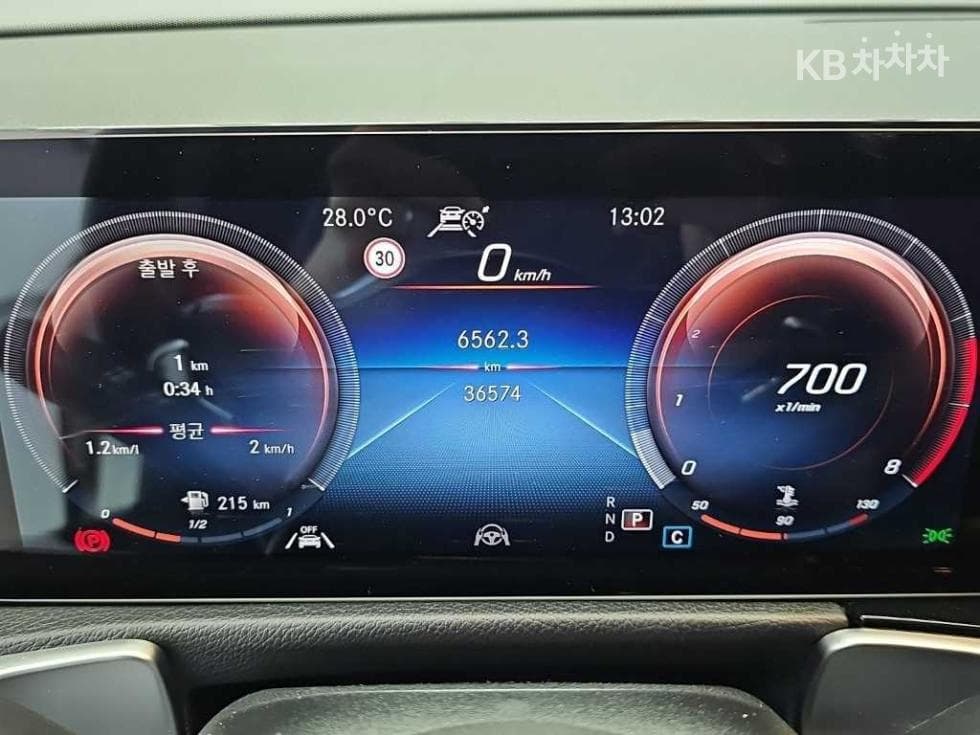 مرسيدس - GLB-Class | 250 4Matic 6