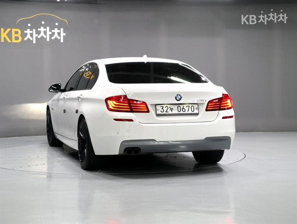 BMW - 5-Series | New 528 M Dynamic F10 4