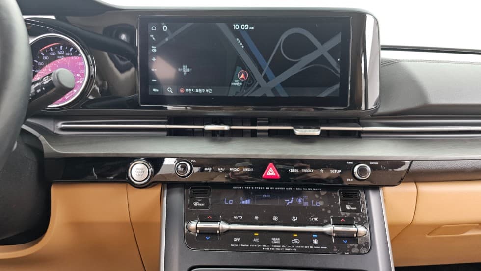 Kia - Карнивал | 4Gen D2.2 9Seater Prestige 9