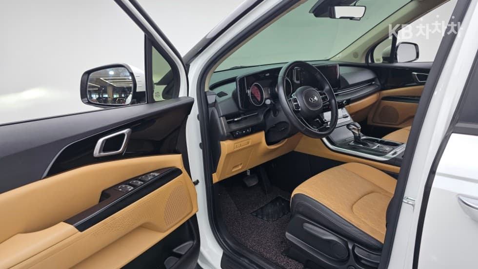 Kia - Карнивал | 4Gen D2.2 9Seater Prestige 11