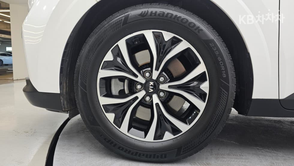 Kia - Карнивал | 4Gen D2.2 9Seater Prestige 20
