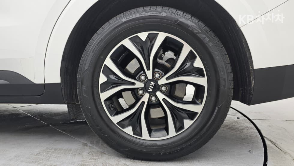Kia - Карнивал | 4Gen D2.2 9Seater Prestige 21