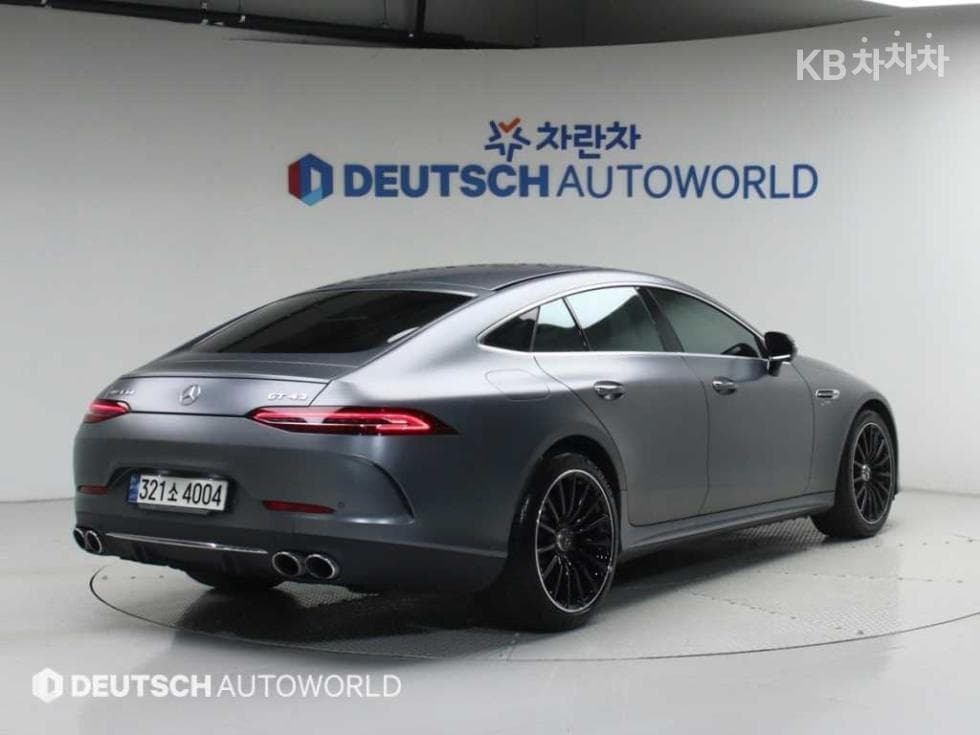 Mercedes-Benz - AMG GT | 43 4MATIC+ Base 2