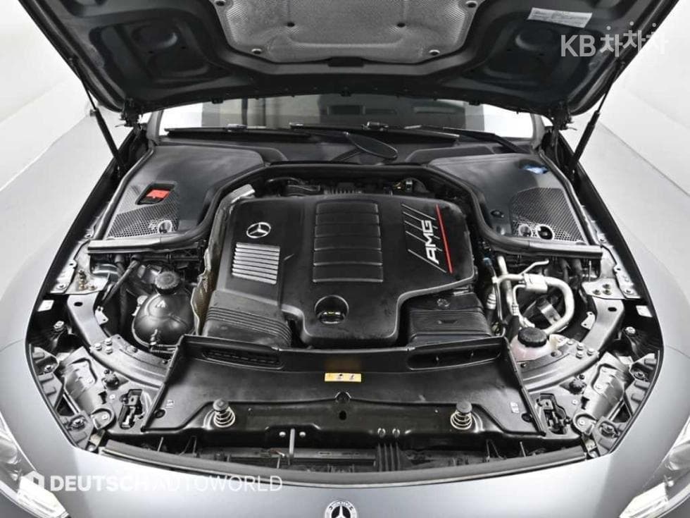 Mercedes-Benz - AMG GT | 43 4MATIC+ Base 6