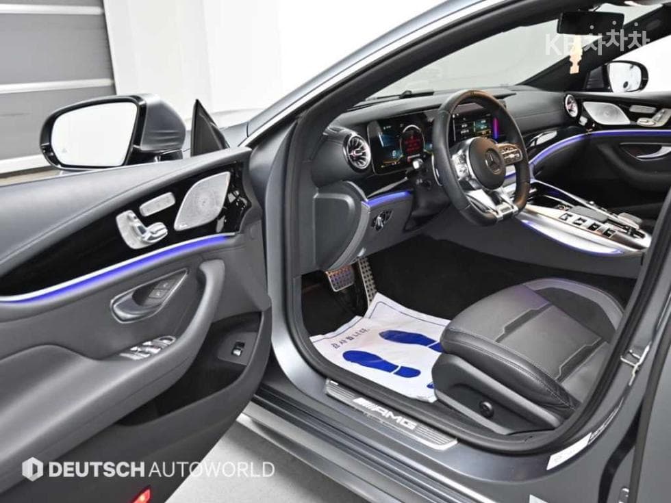 Mercedes-Benz - AMG GT | 43 4MATIC+ Base 11