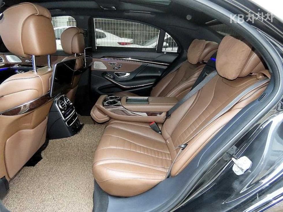 Mercedes-Benz - S-Class | New S560L 4MATIC 6