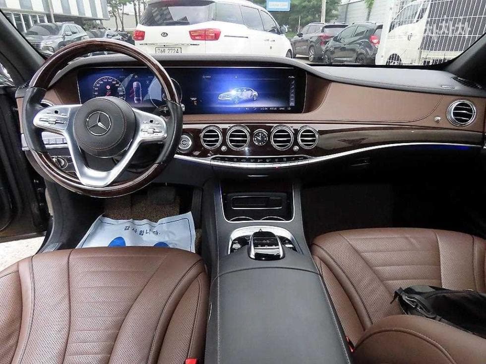 Mercedes-Benz - S-Class | New S560L 4MATIC 7