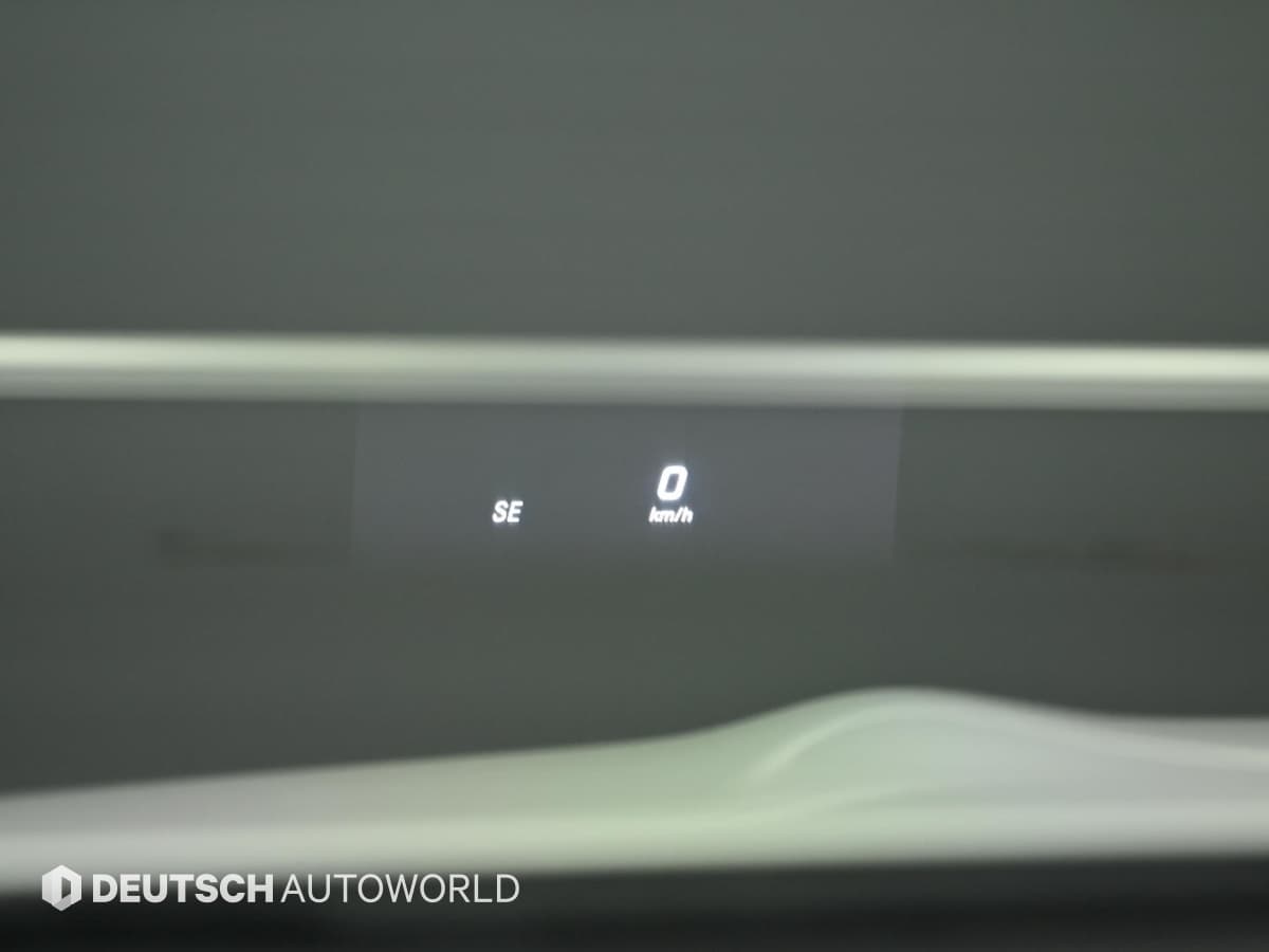 Mercedes-Benz - E-Class | E220 Cabriolet 17