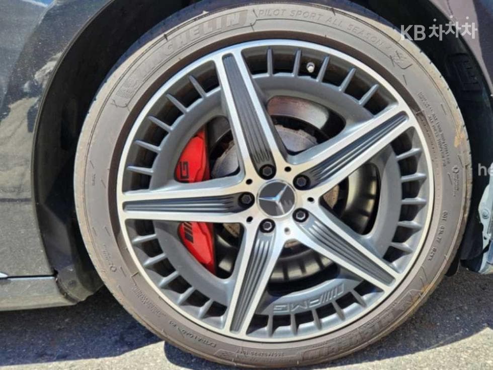 Mercedes-Benz - EQE | M-AMG 53 4Matic+ Base 10