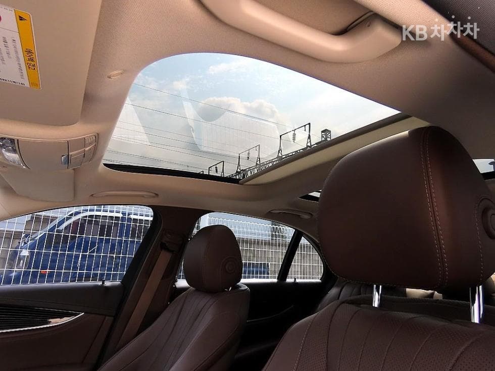 Mercedes-Benz - E-Class | E450 4MATIC EXCLUSIVE 16