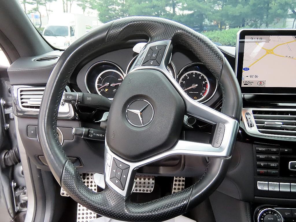Mercedes-Benz - CLS-Class | 63 AMG (11~) 8