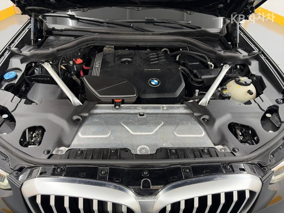 BMW - X3 | xDrive 20 xLine 5