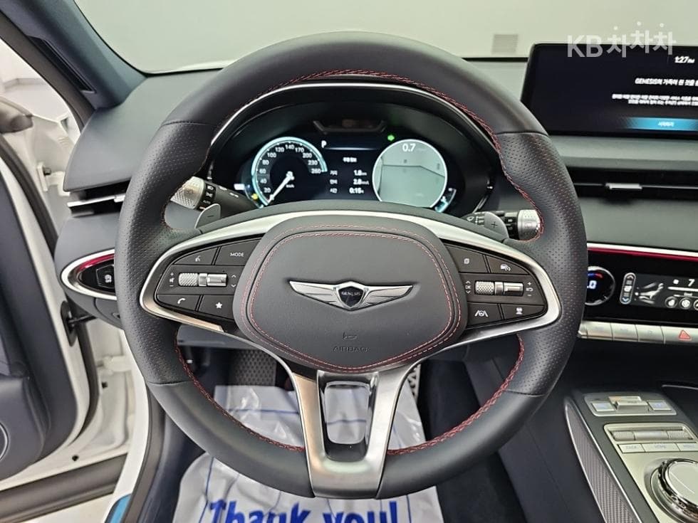 جينيسيس - GV70 | Gasoline 2.5T SportPackage AWD 9