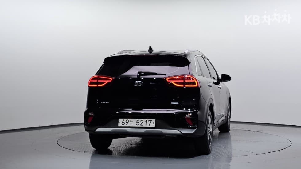 Kia - Ниро | The New 1.6 HEV Prestige 4