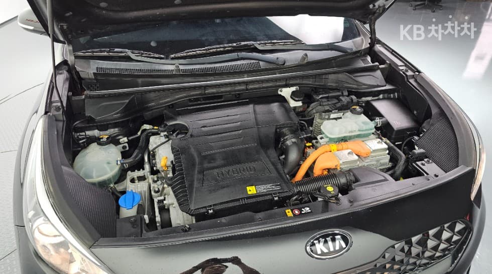 Kia - Ниро | The New 1.6 HEV Prestige 6