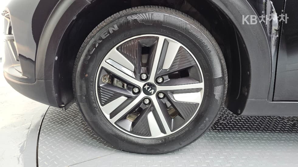 Kia - Ниро | The New 1.6 HEV Prestige 7