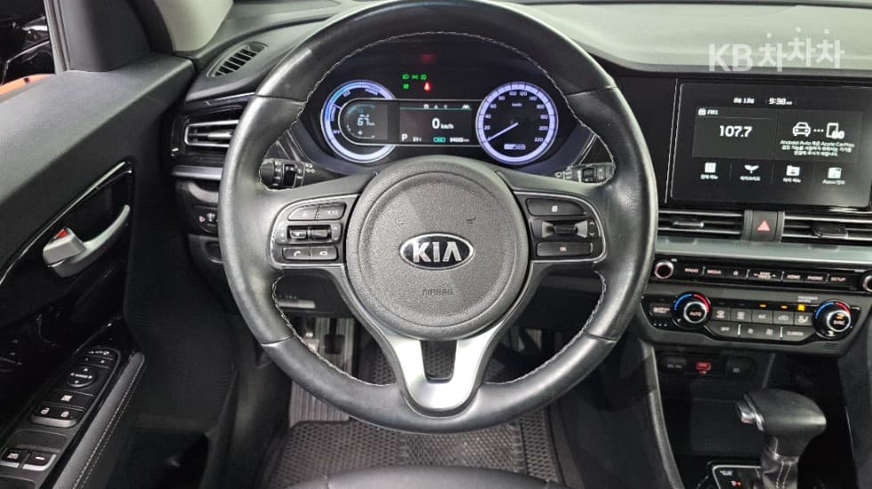 Kia - Ниро | The New 1.6 HEV Prestige 15