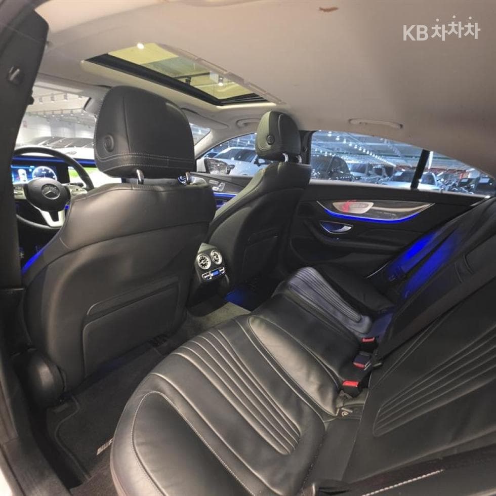 Mercedes-Benz - CLS-Class | 400 4MATIC AMG Line 7