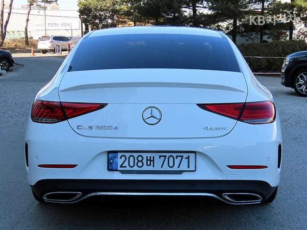 Mercedes-Benz - CLS-Class | 300 4MITIC Base 3