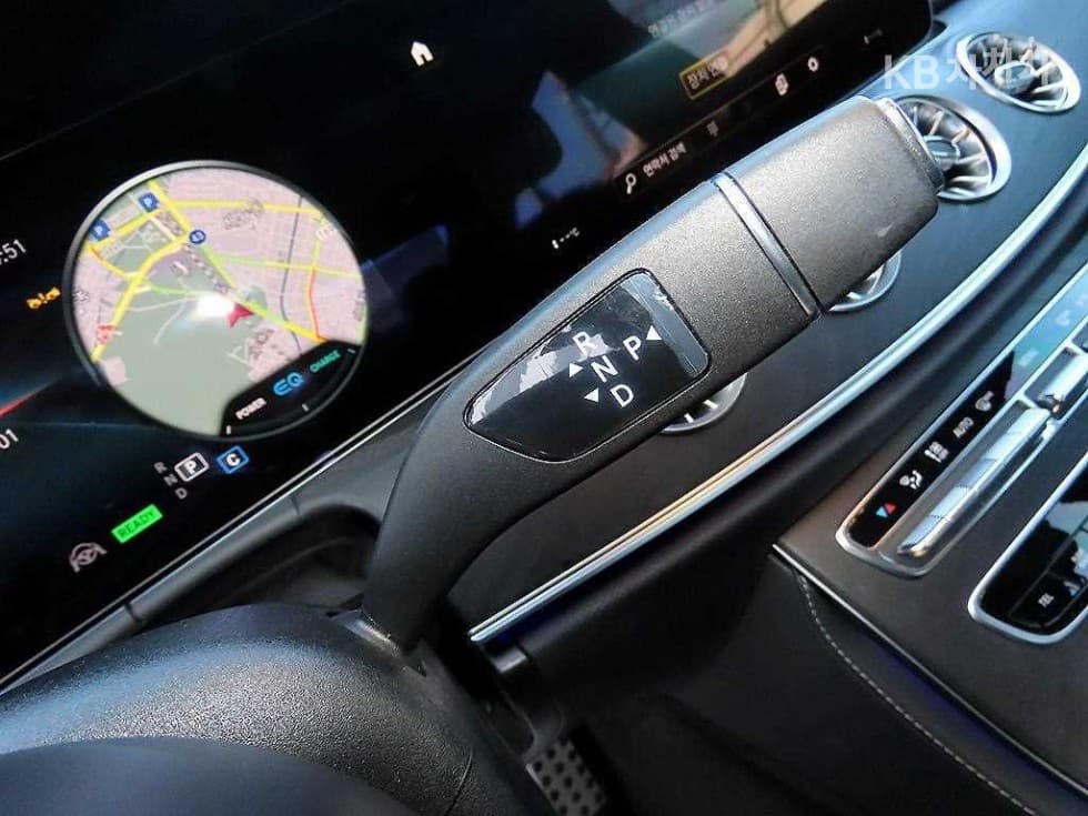 Mercedes-Benz - CLS-Class | 300 4MITIC Base 11