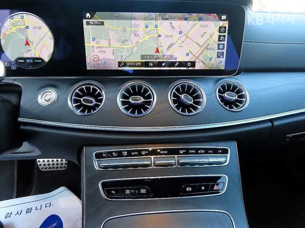 Mercedes-Benz - CLS-Class | 300 4MITIC Base 13