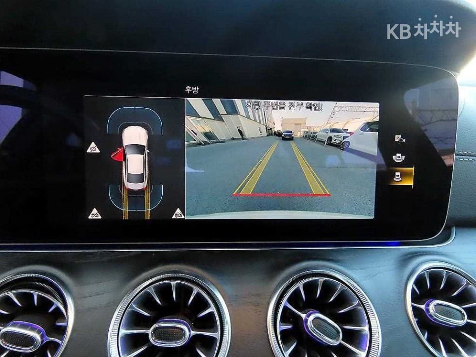 Mercedes-Benz - CLS-Class | 300 4MITIC Base 14