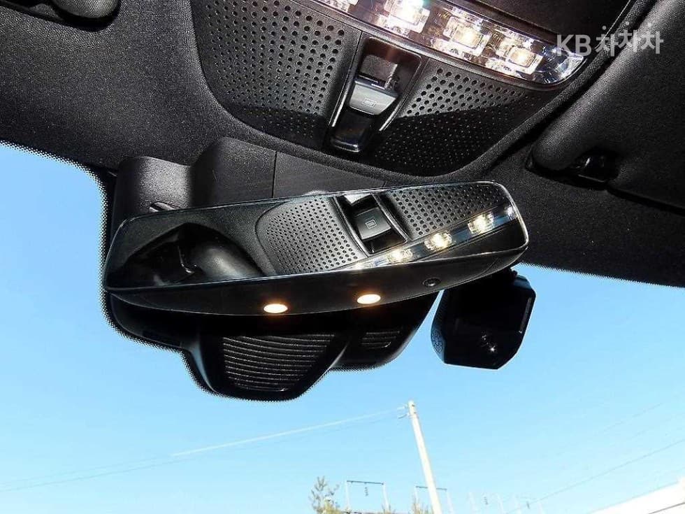 Mercedes-Benz - CLS-Class | 300 4MITIC Base 15