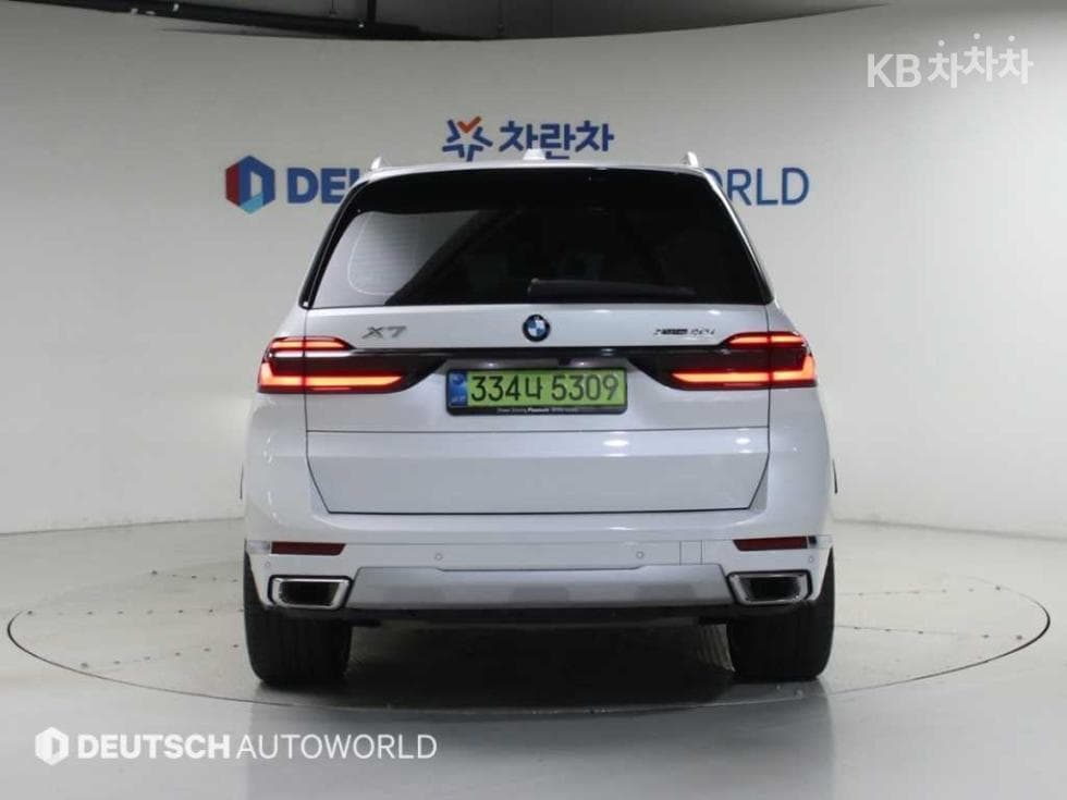 BMW - X7 | xDrive 40 ThePure 6Seater 4