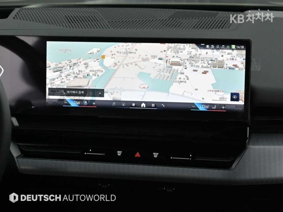 BMW - 5-Series | New 530 xDrive M Sport 14