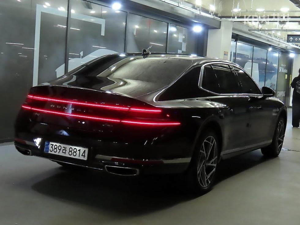 Genesis - G90 | 3.5T AWD Base 4