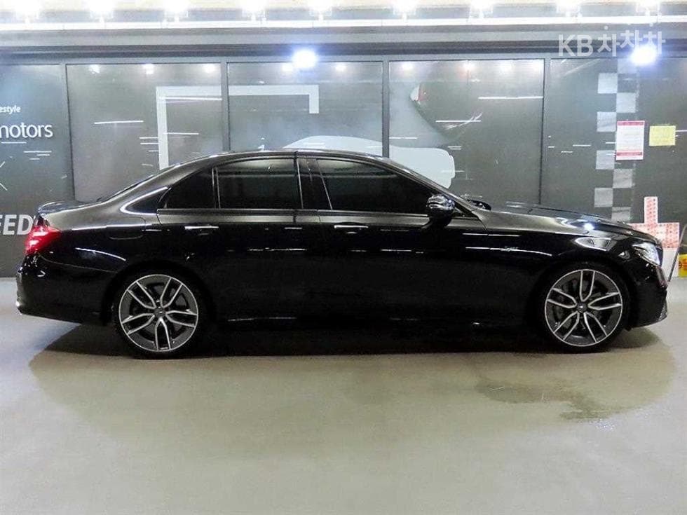 مرسيدس - E-Class | E53 AMG 4MATIC+ Base 3