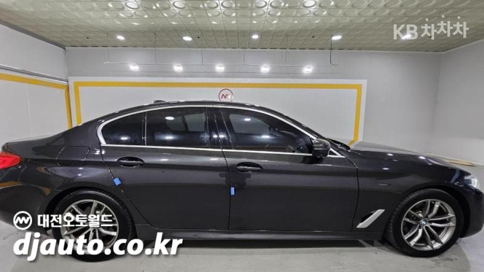 بي إم دبليو - 5-Series | All New 520 M Sport Plus 7