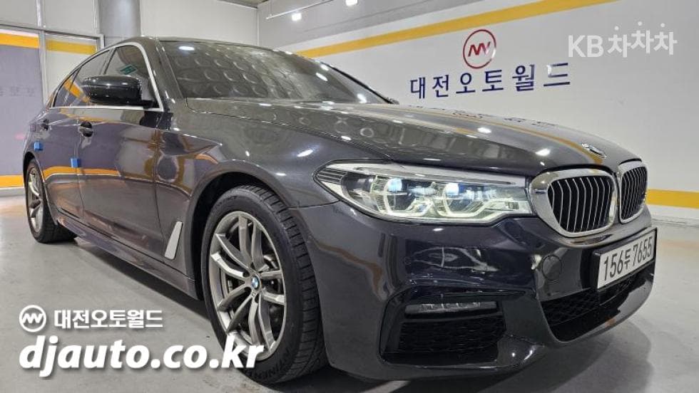 بي إم دبليو - 5-Series | All New 520 M Sport Plus 8