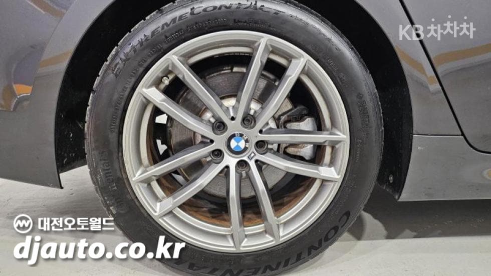 بي إم دبليو - 5-Series | All New 520 M Sport Plus 17