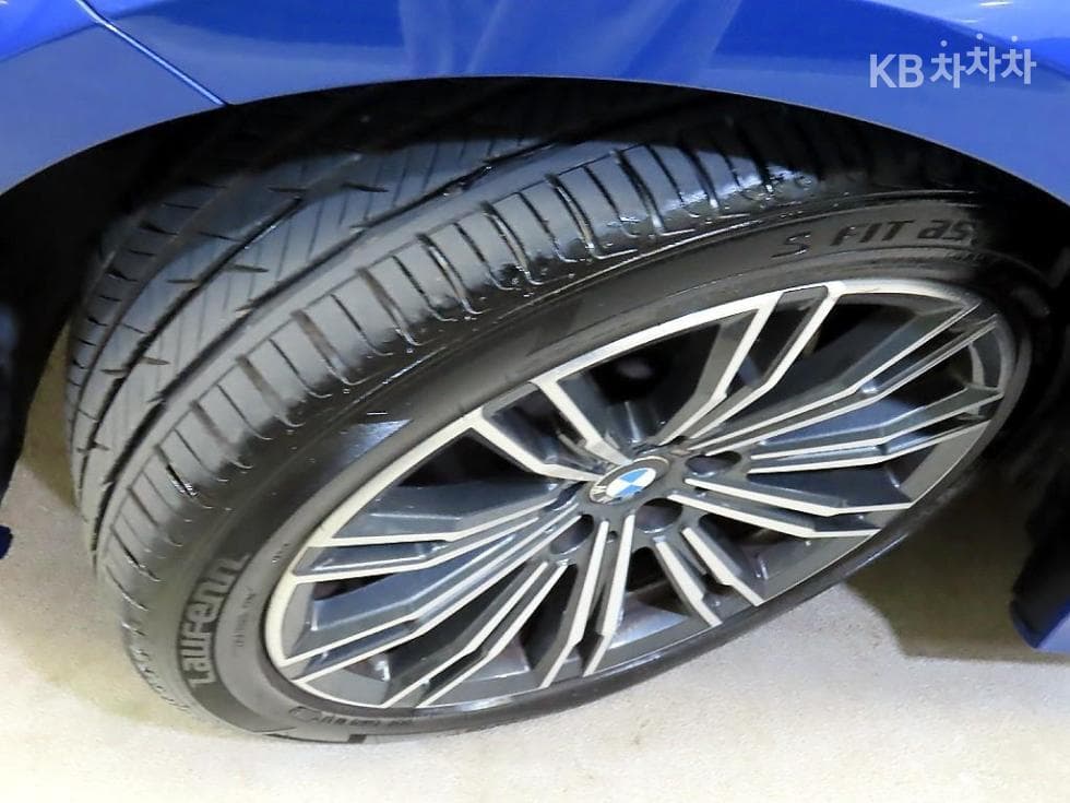 بي إم دبليو - 3-Series | 320 M Sport 20