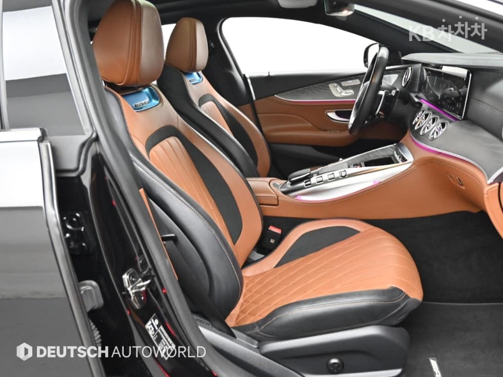 مرسيدس - AMG GT | 43 4MATIC+ Base 10