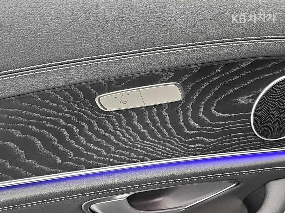 مرسيدس - E-Class | E220 4MATIC AMG Line 13