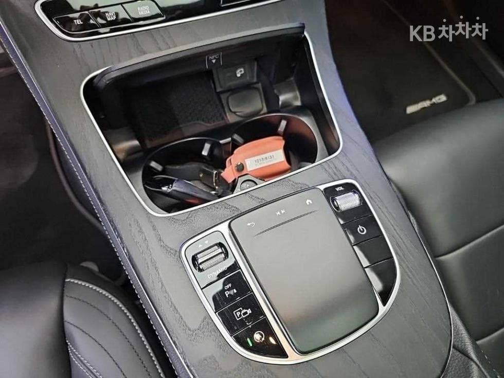 مرسيدس - E-Class | E220 4MATIC AMG Line 17