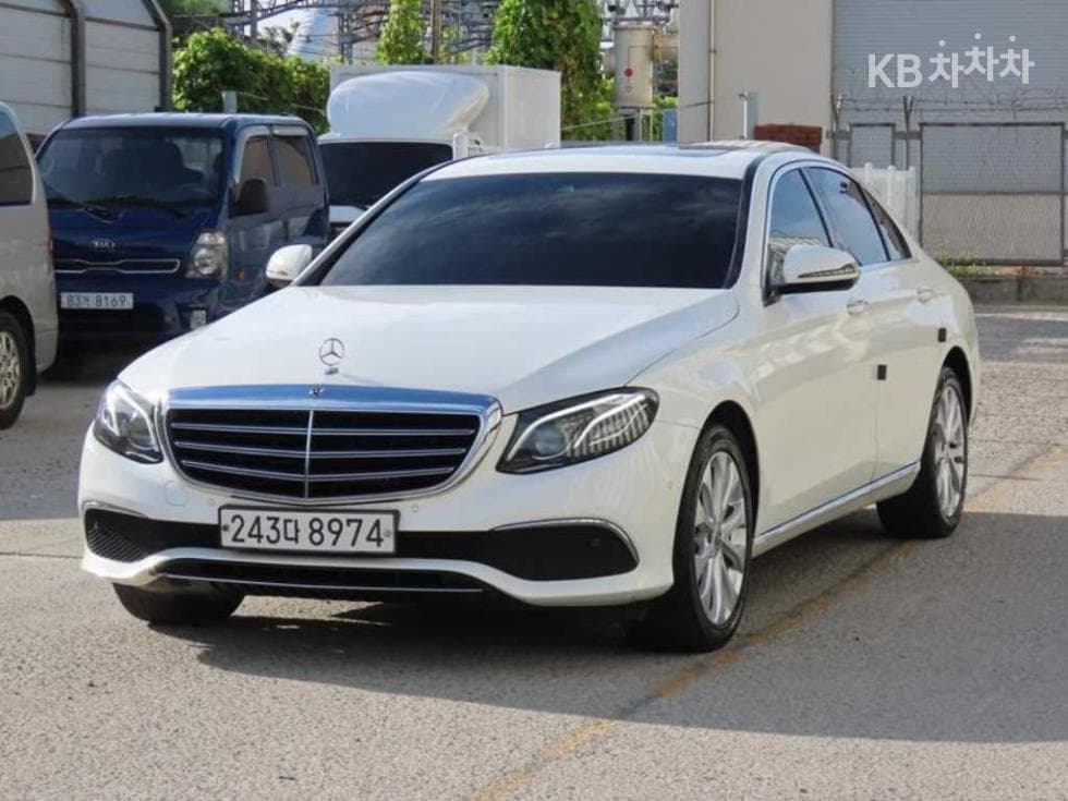 مرسيدس - E-Class | E220 4MATIC Exclusive 2