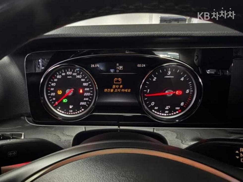 مرسيدس - E-Class | E220 Exclusive 9