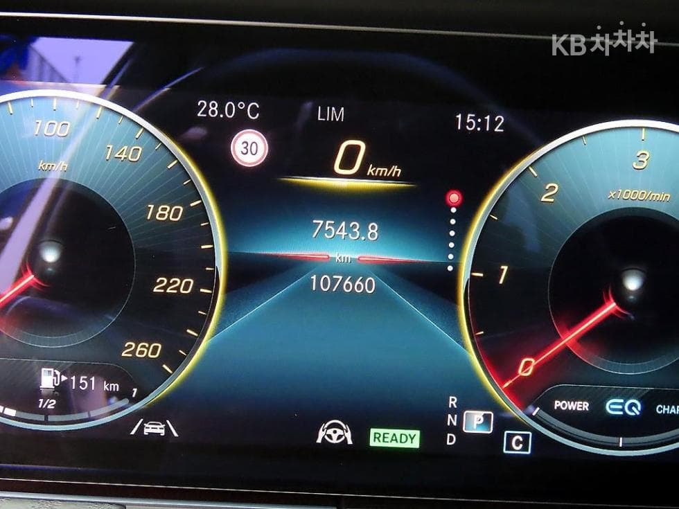 مرسيدس - E-Class | E220 4MATIC AMG Line 9