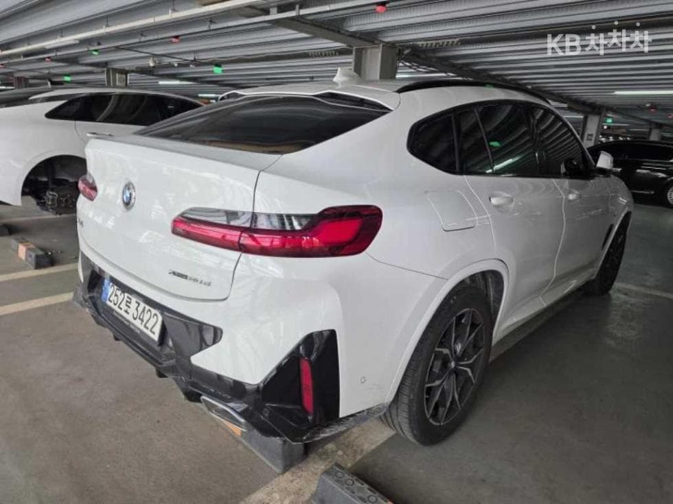 BMW - X4 | New xDrive 20 M Sport Pro 5