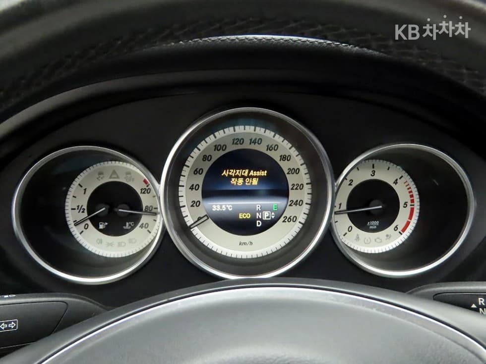 Mercedes-Benz - CLS-Class | 250 4MATIC (16~) 5