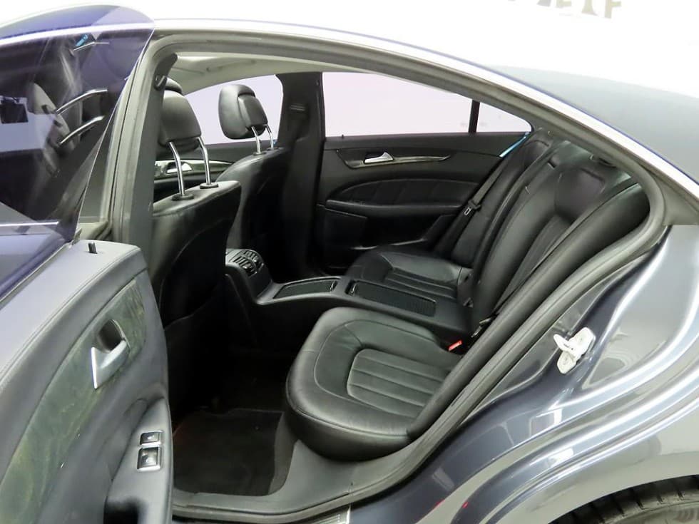 Mercedes-Benz - CLS-Class | 250 4MATIC (16~) 13