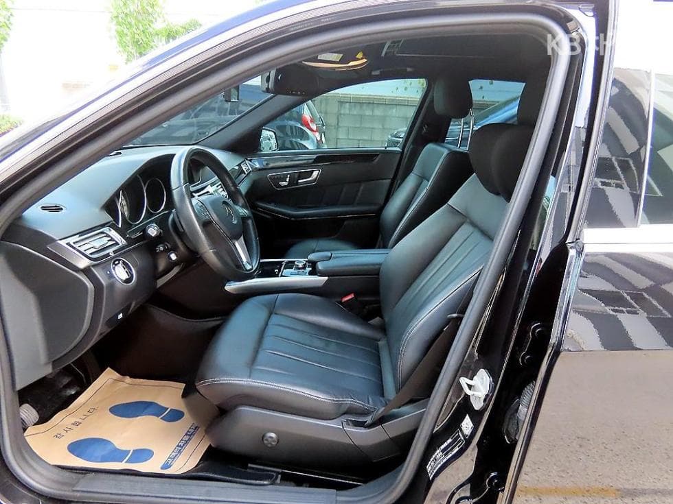 مرسيدس - E-Class | New E220 BlueTEC Avantgarde W212(15~) 5