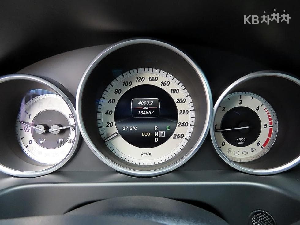 مرسيدس - E-Class | New E220 BlueTEC Avantgarde W212(15~) 9