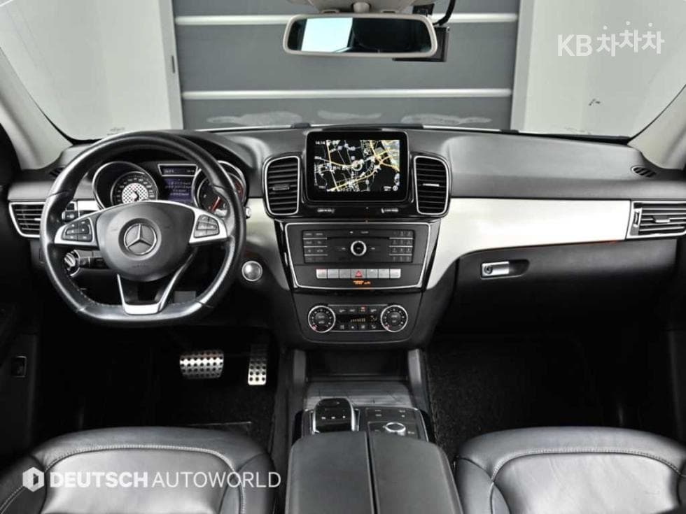Mercedes-Benz - GLE-Class | 350 4Matic Base 7