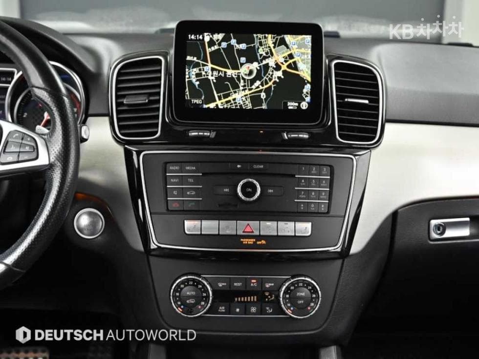 Mercedes-Benz - GLE-Class | 350 4Matic Base 14