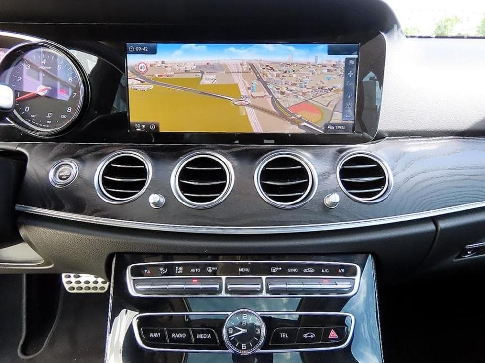 مرسيدس - E-Class | E200 Avantgarde 14