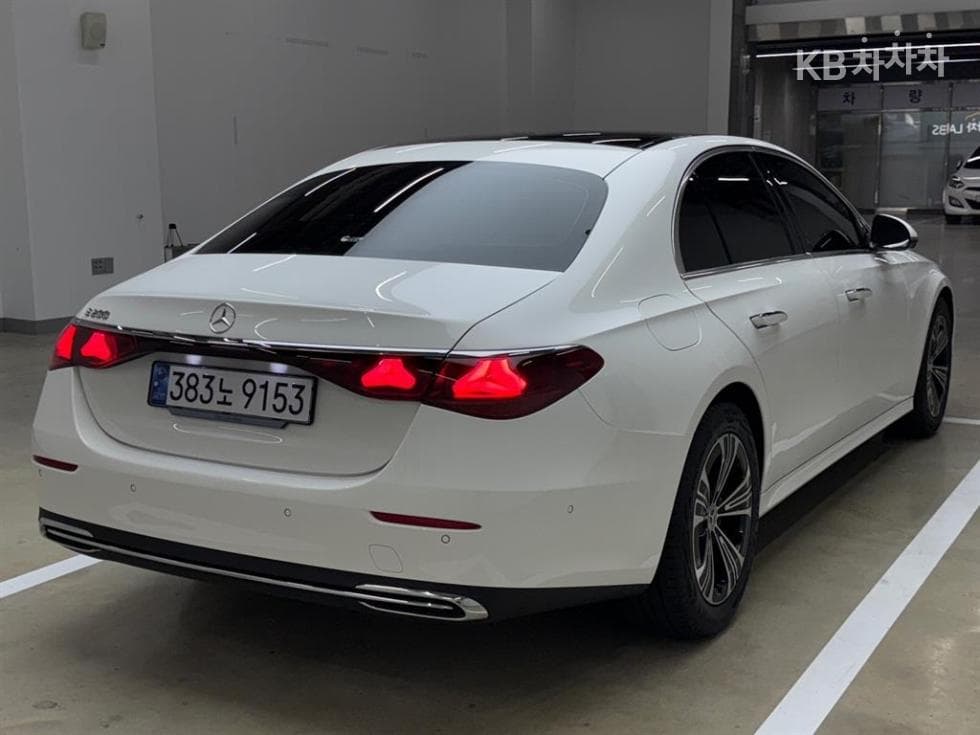 مرسيدس - E-Class | E200 Avantgarde 2